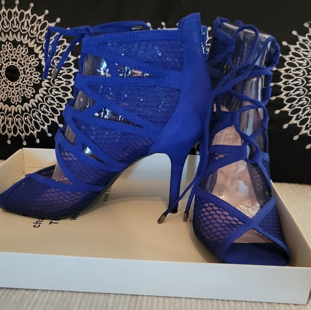 Nine West Sz(8) Navy Suede Mesh 3" Heel with Zipper back see thru open toe